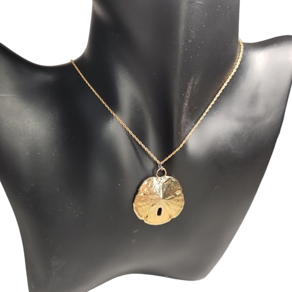 Sea Dollar Necklace - Picture 2 of 5